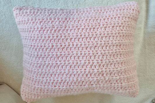 Cojin de lana crochet rosado